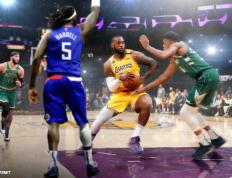 开云体育官方网站-凯尔特人碾压江苏队，伦纳德扛起全队的简单介绍