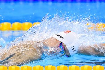 开云体育平台APP-绝境逢生的金色火焰，克莱火热手感点燃勇士逆转之战