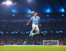 开云APP-曼城身手不凡，轻松晋级欧战联赛半决赛