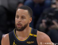 开云体育在线-勇士核心在危机时刻爆发，扭转比分