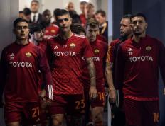 开云体育下载-罗马德比激战，国际米兰逼平罗马