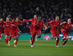 开云体育官方网站-利物浦主场大胜，展现冠军风范