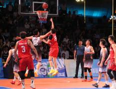 开云官方app入口-篮球联赛总决赛激烈比拼，双方实力相当