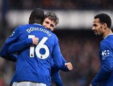 开云体育app-埃弗顿换帅效果显著，再次获胜