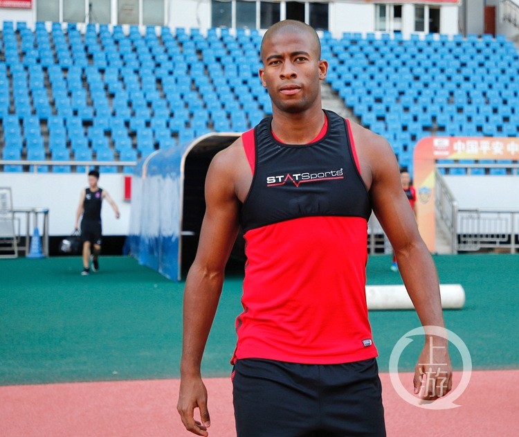 开云官方app入口-重庆斯威客场力克泰山，豪取三分的简单介绍