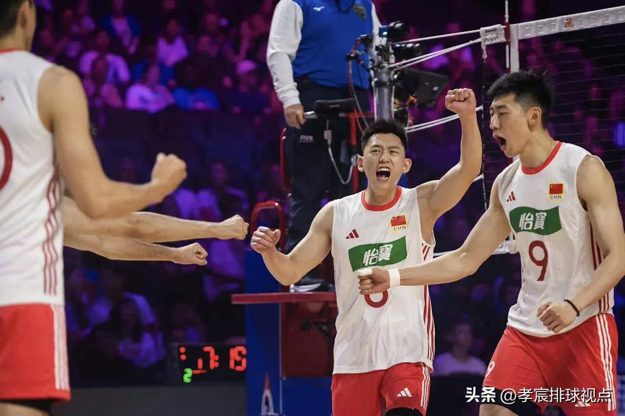 开云体育入口-比赛中球员运动战术频繁变化，出奇制胜