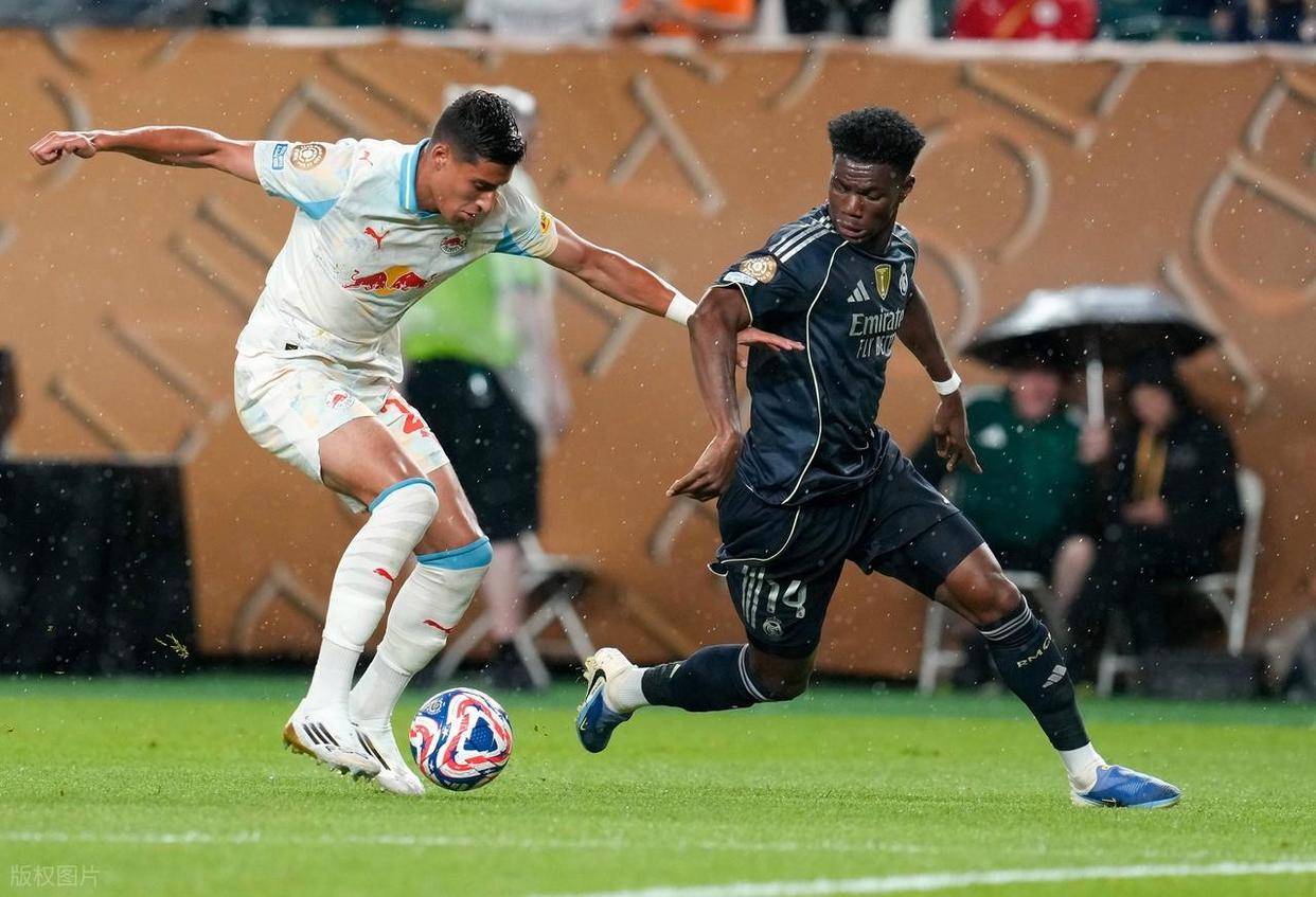 开云体育app-萨尔茨堡取得惊人的胜利，晋级8强