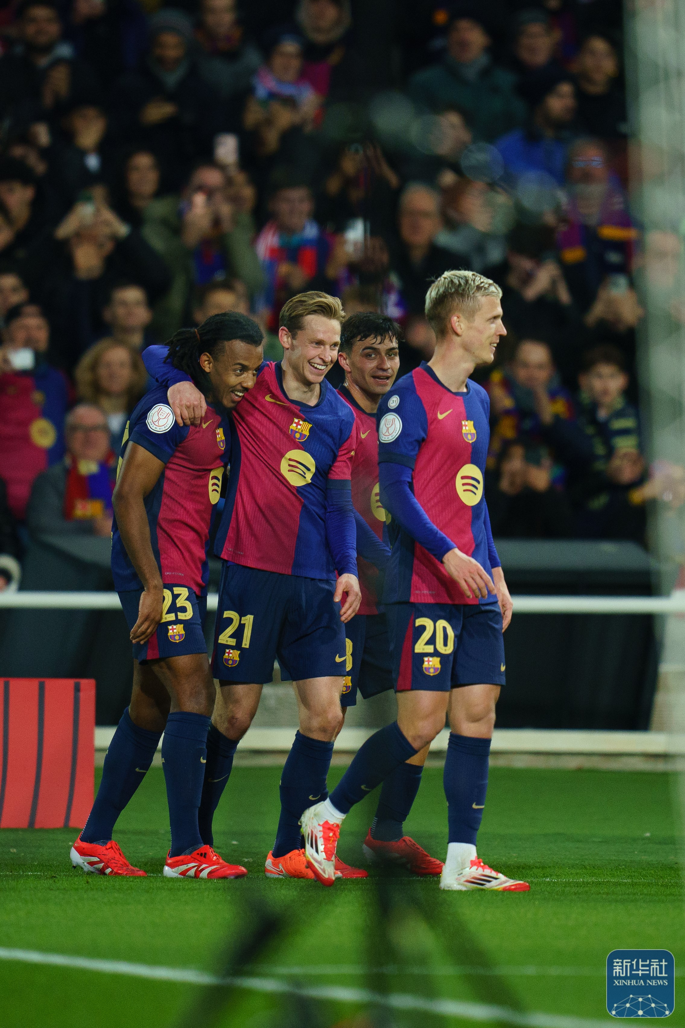 开云体育官方网站-巴塞罗那队获得国际足球赛场上的胜利