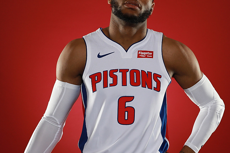 开云体育app-包含开拓者完胜开拓者,利拉德狂砍分!的词条