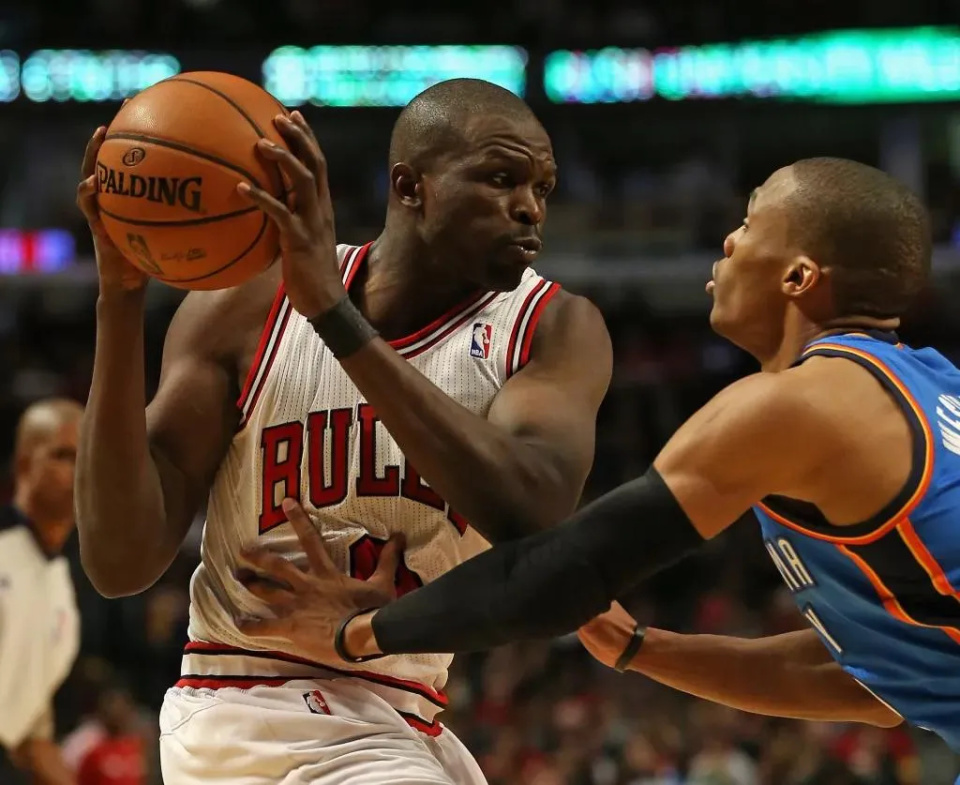 开云下载-芝加哥公牛队球员个人数据再创新高,创造历史记录的简单介绍