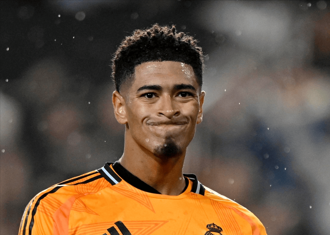 开云体育在线-瓦伦西亚队员表现神勇,士气高昂