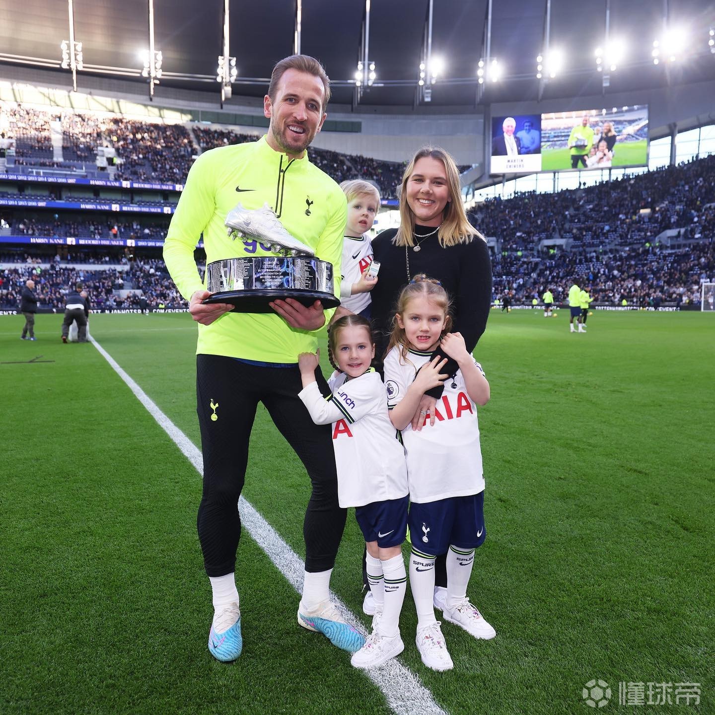 开云体育下载-美国险胜里昂，凯恩高光表现的简单介绍