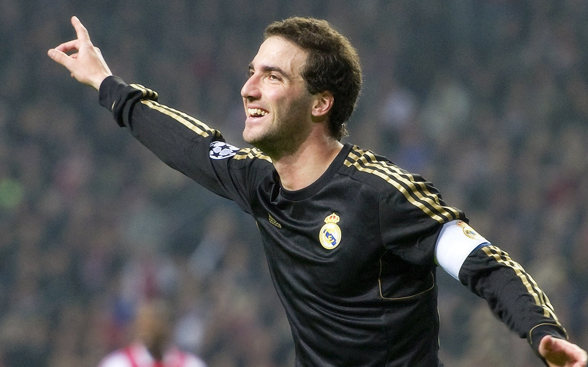 开云体育平台APP-双重胜利,佛罗伦萨加时鏖战日本,格列兹曼F1首秀称王