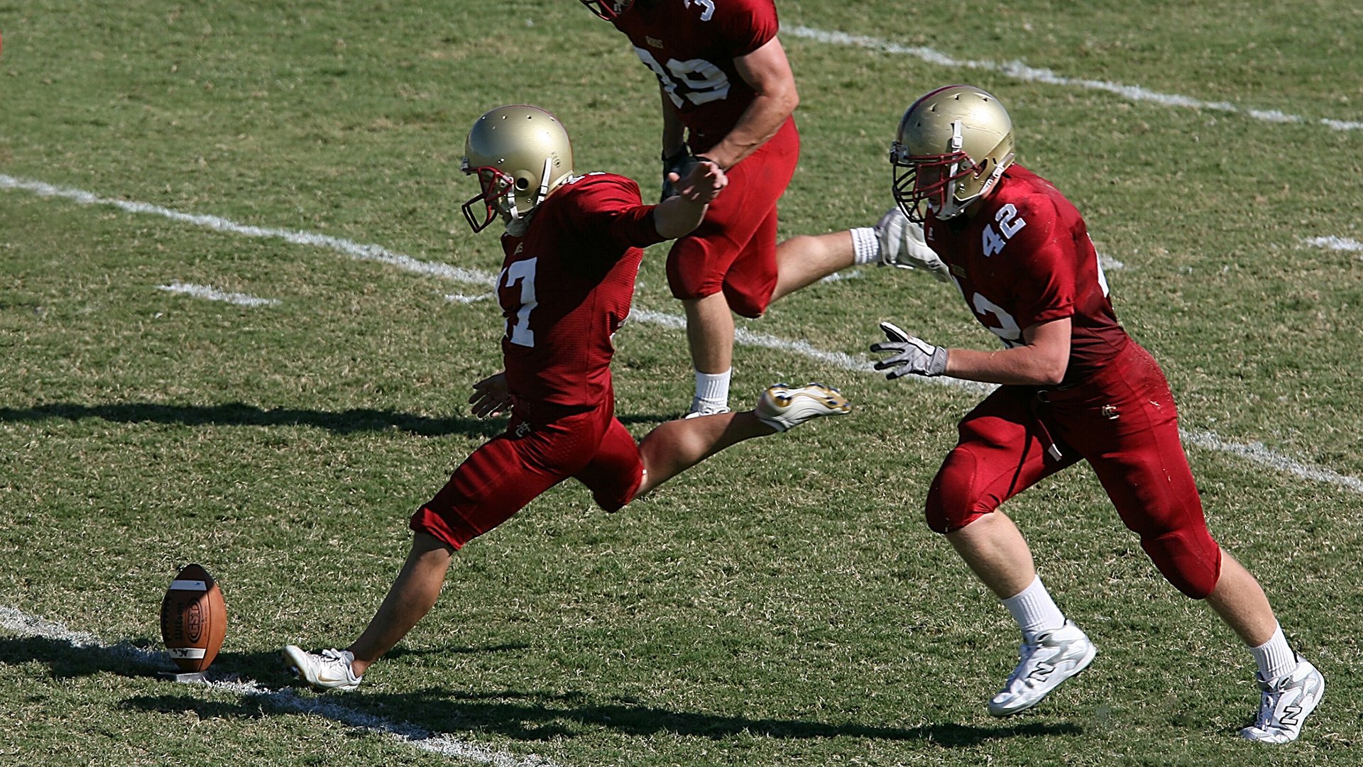开云平台-冰与火的绿茵对话，当北欧防线邂逅西非风暴，皮克诠释何谓越陈越香